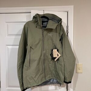NWT Arc'teryx Men's Beta Lightweight Jacket